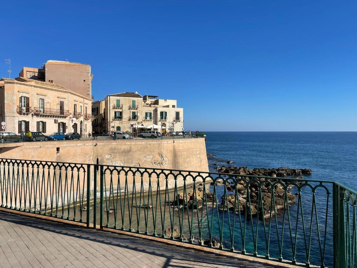 Appartamento Oikia Sea Syracuse Esterno foto